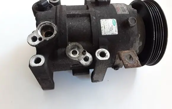 KIA Carens III Air conditioning (A/C) compressor (pump) F500PNBCA06