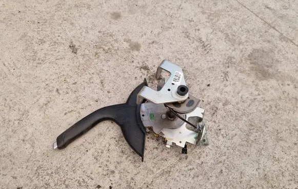 Hyundai i20 (GB IB) Handbrake/parking brake lever assembly