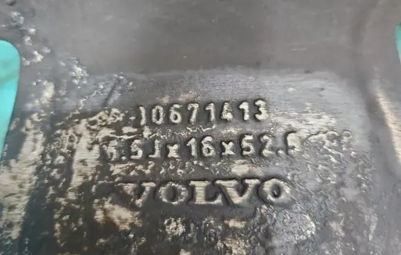 Volvo C30 R16 alloy rim 30671413 IMPRK1554582
