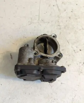 BMW 5 F10 F11 Throttle valve