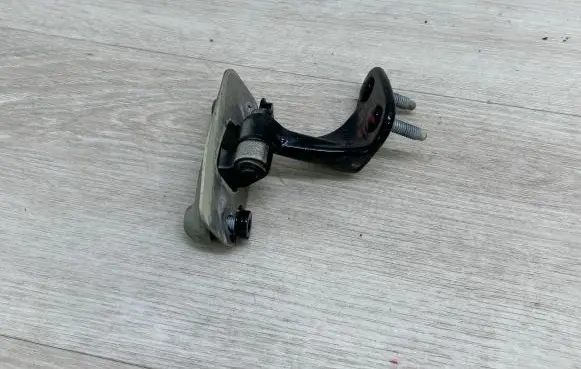 Porsche Panamera (970) Rear door upper hinge 9705316210