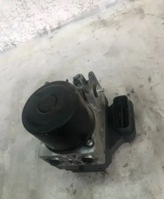 Lexus IS 220D-250-350 ABS Pump 1338008060