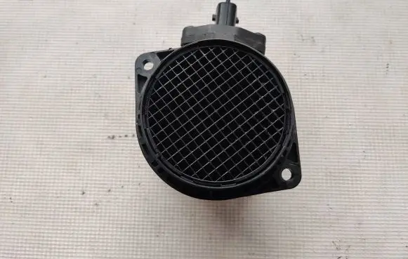 Volvo S80 Mass air flow meter 0280218108 8670112