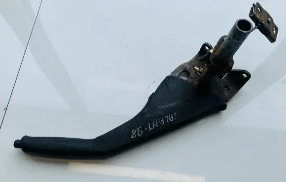 Mitsubishi Galant Handbrake/parking brake lever assembly
