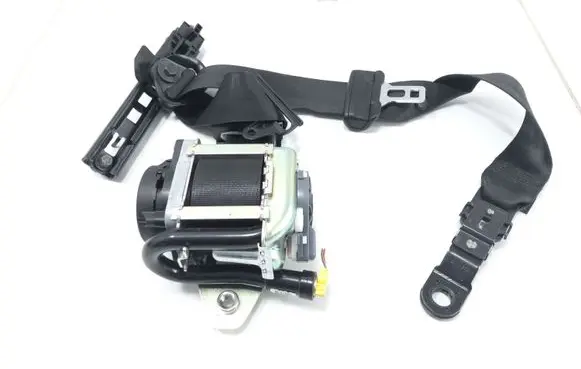 Volvo V70 Front seatbelt 6073413