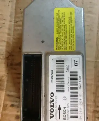 Volvo V70 Airbag control unit/module 0285001655 P30667469