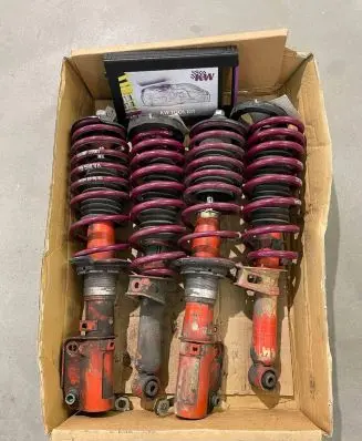 Porsche 911 993 Rear shock absorber with coil spring 99334304235 99334304135 99333305136