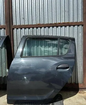 Dacia Sandero II Rear door 
