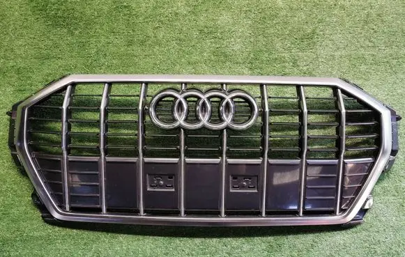 Audi Q3 F3 Front bumper upper radiator grill 83A853651E