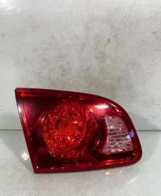 Hyundai Santa Fe Tailgate rear/tail lights 924052b0l