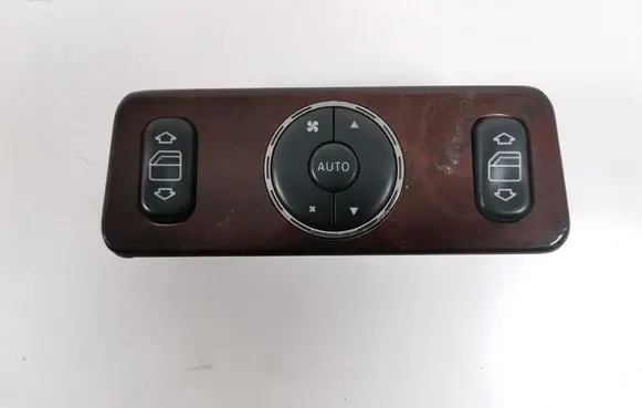 Mercedes-Benz ML W163 Air conditioner control unit module A1638200426