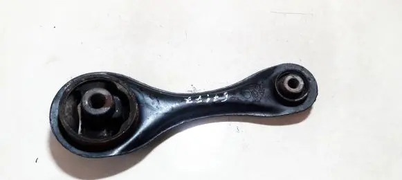 Honda Accord Engine mount bracket
