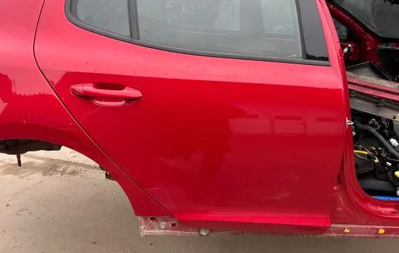 KIA Stinger Rear door 