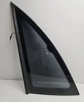 Rear side window