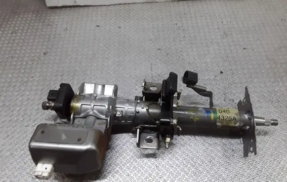Toyota Corolla Verso AR10 Steering wheel axle FNR855