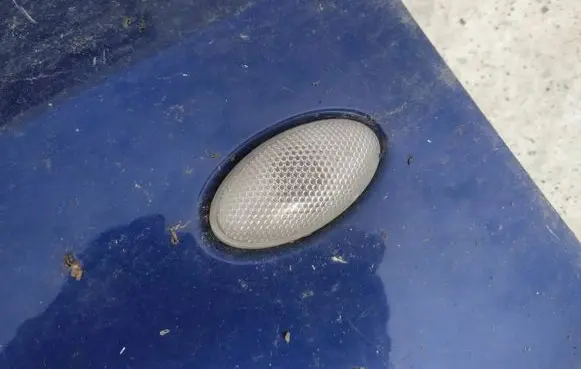 Peugeot 307 Front fender indicator light