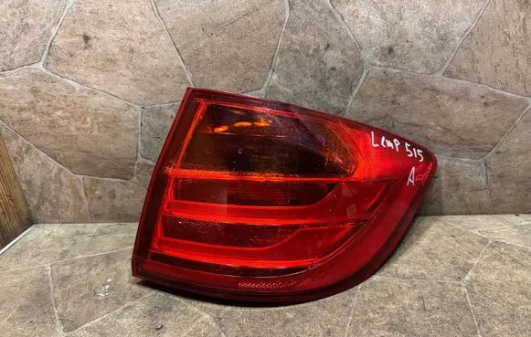 BMW 3 F30 F35 F31 Tailgate rear/tail lights 7372788