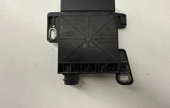 BMW 5 F10 F11 Current control relay 9153418