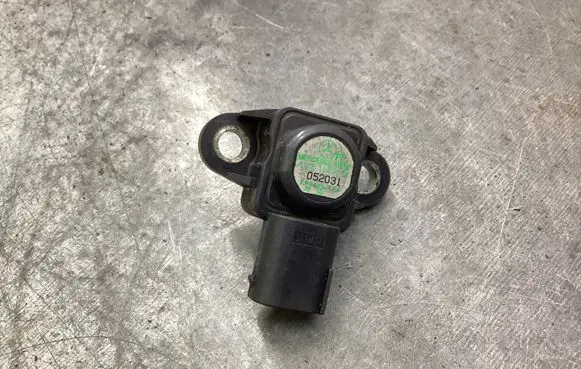 Jeep Grand Cherokee (WK) Air pressure sensor A0051535028 052031