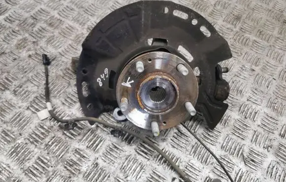 Hyundai i30 Front wheel hub