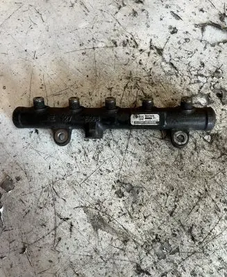 Ford Focus C-MAX Fuel main line pipe 9654726280