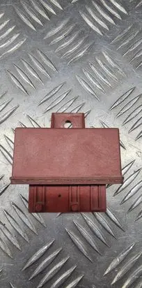 Peugeot 607 Fuel pump relay 9629945980