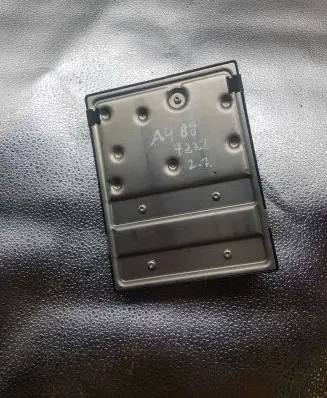 Audi A4 S4 B8 8K Comfort/convenience module 8K0907063C F005V00750