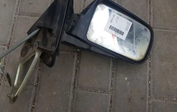 Subaru Impreza II Front door electric wing mirror