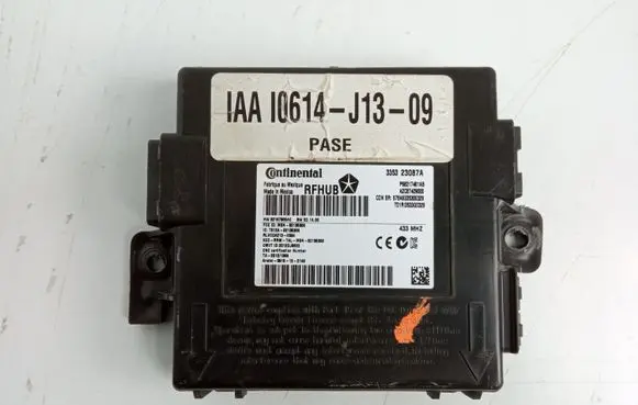 Jeep Grand Cherokee Keyless (KESSY) go control unit/module 68217461AB