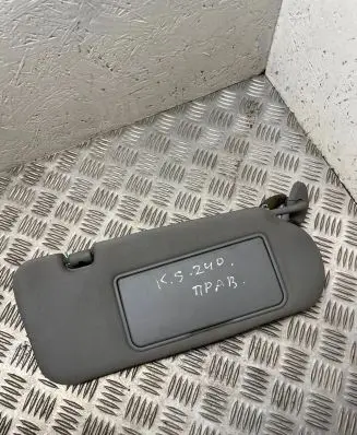 KIA Sorento Sun visor