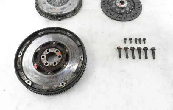 Volkswagen PASSAT B5 Dual mass flywheel