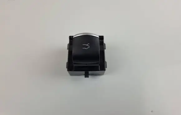 Alfa Romeo Stelvio Tailgate opening switch 01561170210 1561170210