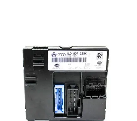 Audi Q7 4L Central body control module 4L0907289K