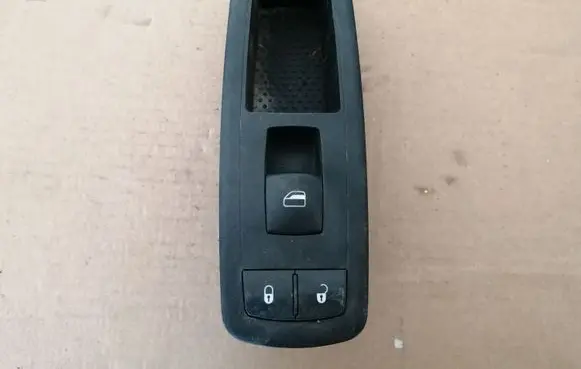 Chrysler Voyager Electric window control switch 04602540AD