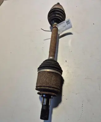 Mitsubishi Pajero Rear driveshaft