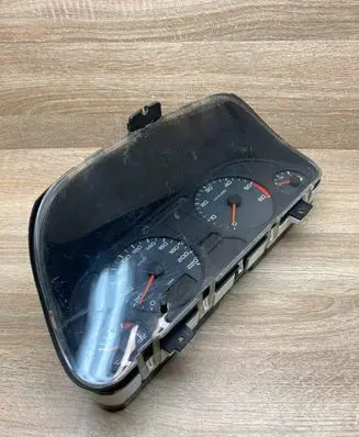 Peugeot 306 Speedometer (instrument cluster) 89652717