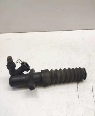 Citroen DS7 Crossback Clutch master cylinder 9812976180