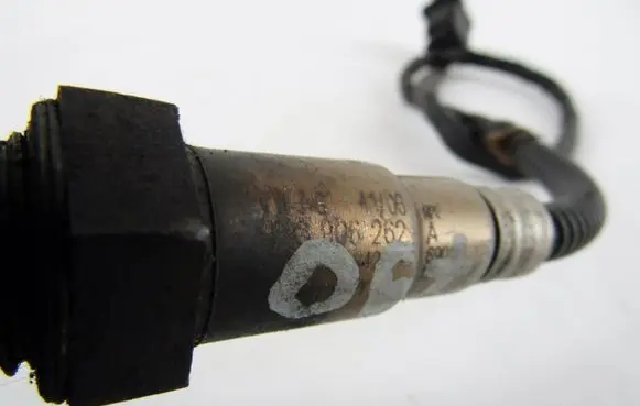 Volkswagen Caddy Lambda probe sensor 03G906262