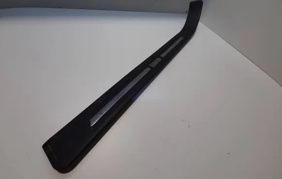 BMW 7 E38 Front sill trim cover 8220219
