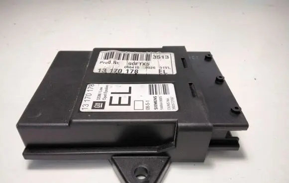 Opel Vectra C Door control unit/module 13170178 90ETX5
