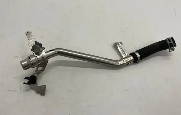 Mercedes-Benz GLA H247 Engine coolant pipe/hose A6542335501