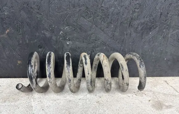 Mercedes-Benz C W204 Rear coil spring