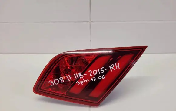 Peugeot 308 Tailgate rear/tail lights 9677818280