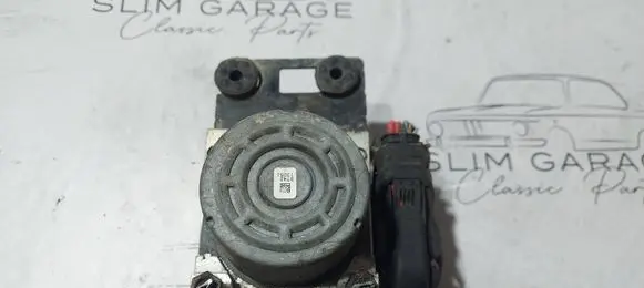 Opel Vivaro ABS Pump 476607609R 93868515