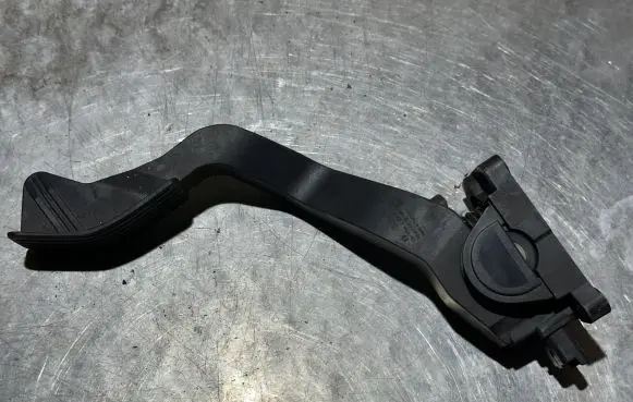 Citroen C3 Accelerator throttle pedal 9645851580