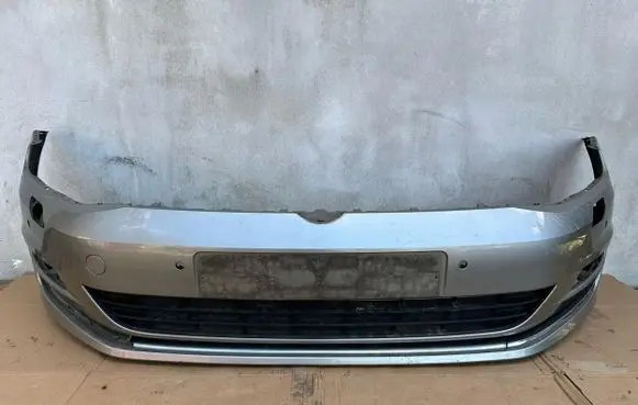 Volkswagen Golf VII Front bumper 5G0807221E