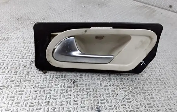 Volkswagen Eos Front door interior handle 1Q2837113B
