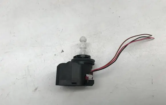 Ford Fiesta Headlight level adjustment motor 008830LH0