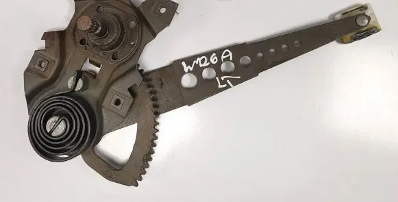 Mercedes-Benz S W126 Rear window lifting mechanism without motor