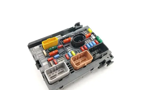 Citroen Berlingo Fuse box set 9675877980